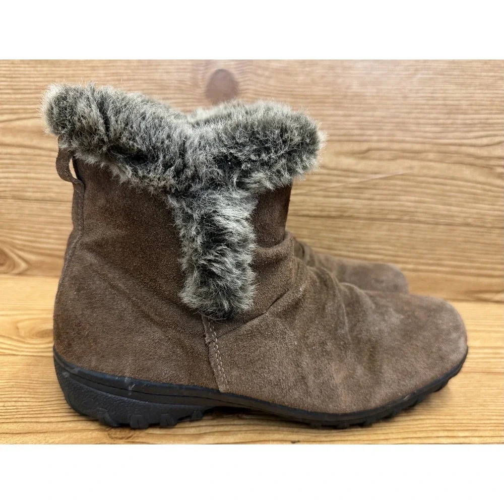 Khombu Brown Faux Fur Suede Leather Lisa All Weather Snow Boots Size 8